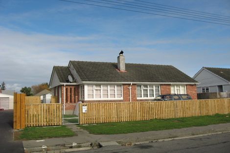 Photo of property in 167 Langdons Road, Northcote, Christchurch, 8052