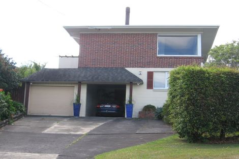 Photo of property in 5 Jellicoe Road, Murrays Bay, Auckland, 0630