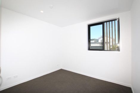 Photo of property in 1/167 Hobsonville Point Road, Hobsonville, Auckland, 0616
