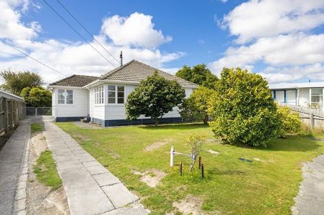 Photo of property in 9 Virgil Place, Northcote, Christchurch, 8052