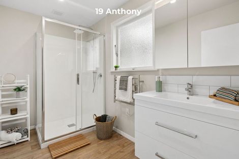 Photo of property in 21 Anthony Grove, Paraparaumu Beach, Paraparaumu, 5032