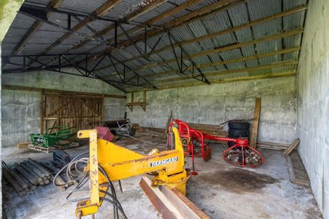 Photo of property in 306 Pungarehu Road, Pungarehu, 4685