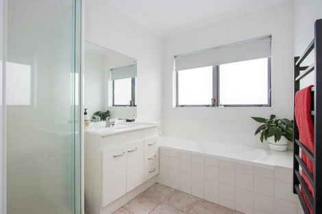 Photo of property in 2 Atlanta Court, Katikati, 3129