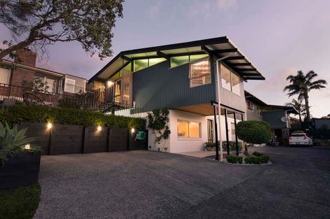 Photo of property in 22 School Road, Te Atatu South, Auckland, 0610