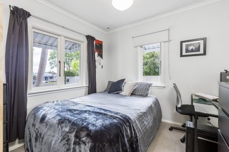 Photo of property in 36 Seabrook Avenue, New Lynn, Auckland, 0600