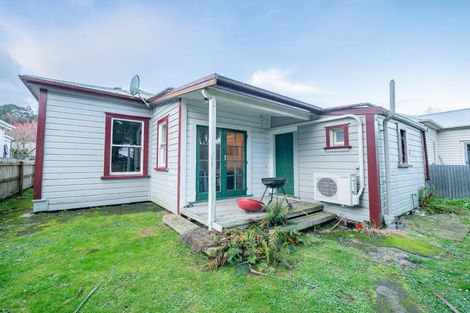 Photo of property in 17 Crown Street, North East Valley, Dunedin, 9010