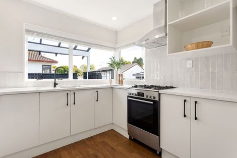 Photo of property in 26a Cromwell Drive, Fitzroy, Hamilton, 3206