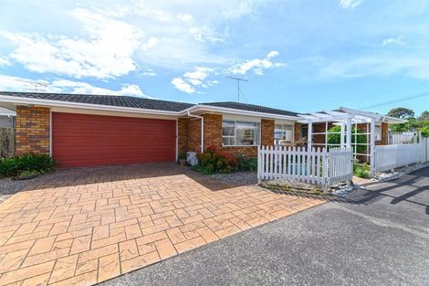 Photo of property in 1/89 Nile Road, Milford, Auckland, 0620