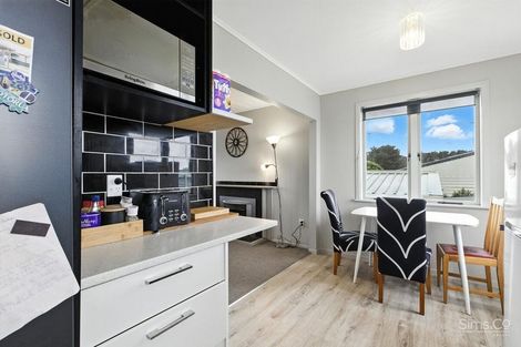 Photo of property in 4 Glenn Street, Castlecliff, Whanganui, 4501