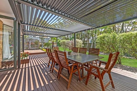 Photo of property in 17 Annalong Road, Dannemora, Auckland, 2016