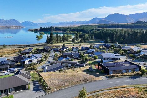 Photo of property in 2 Rankin Rise, Lake Tekapo, 7999