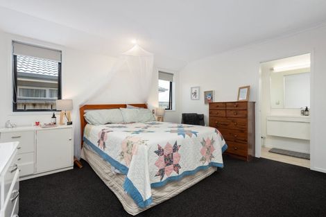 Photo of property in 14 Selliera Place, Papamoa Beach, Papamoa, 3118