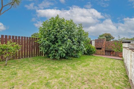 Photo of property in 14 Norfolk Crescent, Otaki Beach, Otaki, 5512