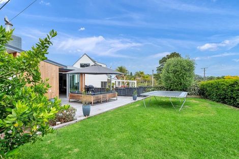 Photo of property in 9 Wharf Road, Te Atatu Peninsula, Auckland, 0610