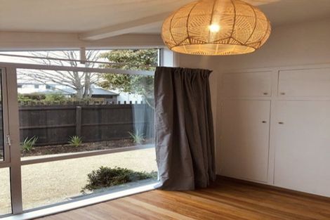 Photo of property in 28 Clyde Road, Upper Riccarton, Christchurch, 8041