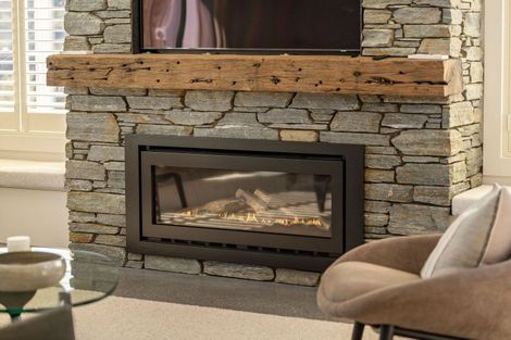 Photo of property in 30 Cunninghams Drive, Jacks Point, Queenstown, 9371