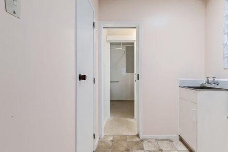 Photo of property in 5 Linklater Avenue, Bellevue, Tauranga, 3110