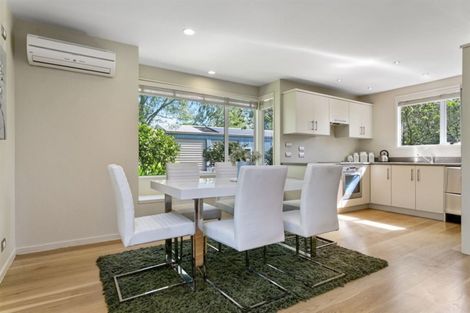 Photo of property in 2/105 Peake Road, Cambridge, 3493