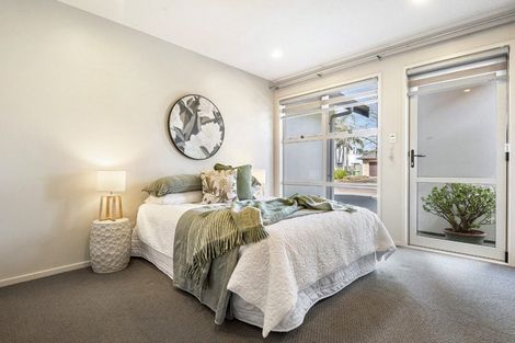 Photo of property in 19 English Oak Drive, Schnapper Rock, Auckland, 0632