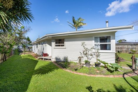 Photo of property in 19 Kokich Crescent, Onerahi, Whangarei, 0110
