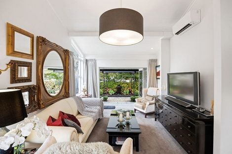 Photo of property in 78 Princes Street, Cambridge, 3434