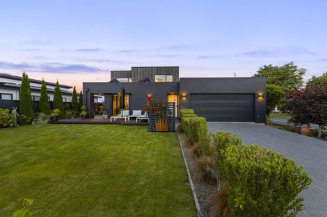 Photo of property in 2 Te Wairewa Street, Pegasus, 7612