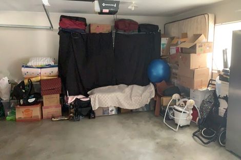 Photo of property in 1/112 Seaview Road, Glenfield, Auckland, 0629