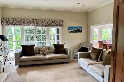 Photo of property in 11 Pendarves Street, New Plymouth, 4310