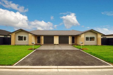 Photo of property in 21 Ragley Way, Rolleston, 7615