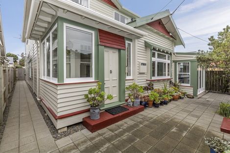 Photo of property in 159 Onepu Road, Lyall Bay, Wellington, 6022