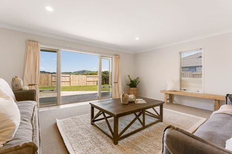 Photo of property in 48 Oreti Crescent, Papamoa Beach, Papamoa, 3118