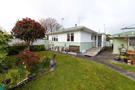 Photo of property in 3 Wycliffe Street, Onekawa, Napier, 4110