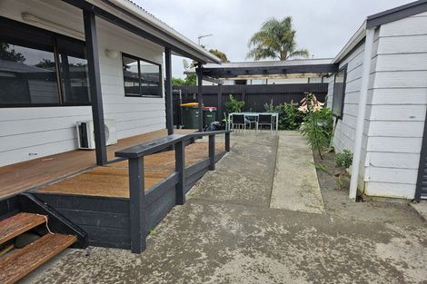 Photo of property in 16a Paerata Road, Pukekohe, 2120