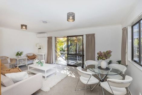 Photo of property in 2/11 Duncan Street, Sumner, Christchurch, 8081