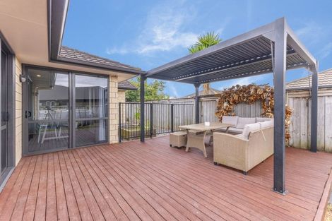 Photo of property in 11 Chatham Place, Rototuna North, Hamilton, 3210