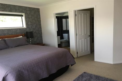 Photo of property in 7a Faber Place, Inglewood, 4330