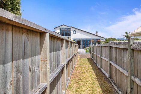 Photo of property in 24 Champion Place, Pauanui, Hikuai, 3579