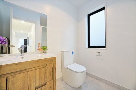 Photo of property in 1/42 Woodside Road, Massey, Auckland, 0614