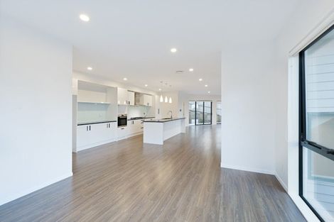 Photo of property in 55 Platinum Rise, Ranui, Auckland, 0612