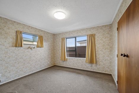 Photo of property in 2/4 King Street, Taradale, Napier, 4112