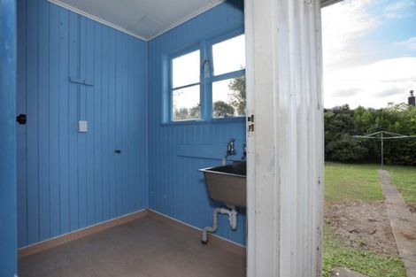 Photo of property in 17 Lyon Street, Marton, 4710