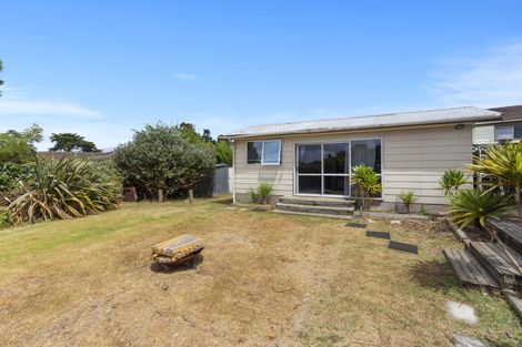 Photo of property in 208 Mahia Road, Weymouth, Auckland, 2103