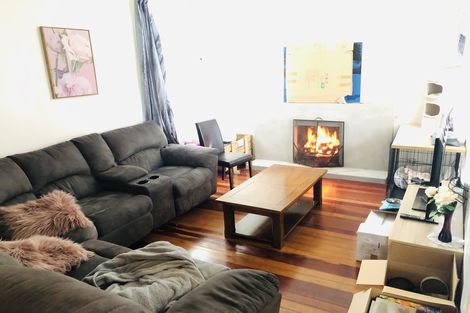 Photo of property in 86 Harrington Road, Henderson, Auckland, 0610