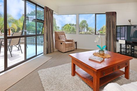 Photo of property in 12 Harvest Drive, Henderson, Auckland, 0612