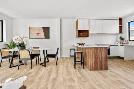 Photo of property in 37 Claude Road, Hillpark, Auckland, 2102