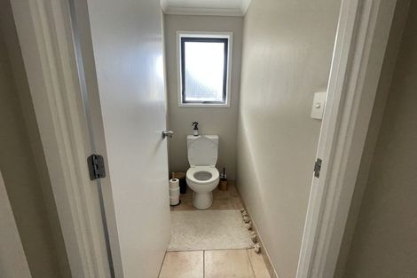 Photo of property in 14 Oakway Drive, Schnapper Rock, Auckland, 0632