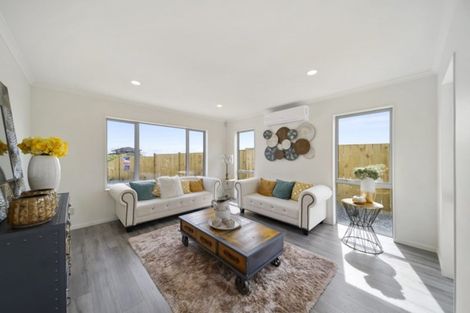 Photo of property in 38 Melgran Avenue, Papakura, 2110