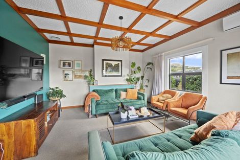 Photo of property in 54 Church Road, Taradale, Napier, 4112