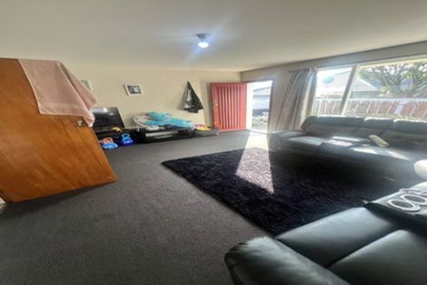 Photo of property in 2/28 Peer Street, Upper Riccarton, Christchurch, 8041