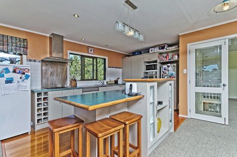 Photo of property in 2 Corric Hill, Torbay, Auckland, 0630